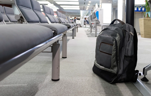 Bag left in airport